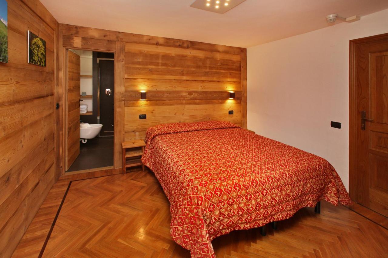 Oulx Hotel Biancaneve מראה חיצוני תמונה